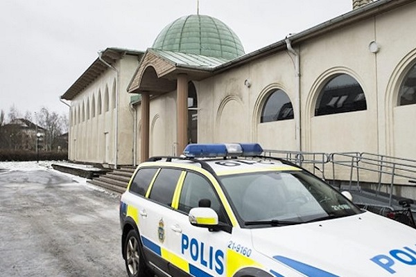 ارسال نامه توهین‌آمیز به مسجد دویسبورگ آلمان