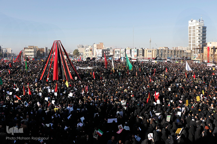 ایاماللهی با نماد مقاومت و ایستادگی ایاماللهی با نماد مقاومت و ایستادگی