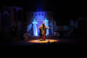 اجرای نمایش «بیرق ماندگار» در سمنان