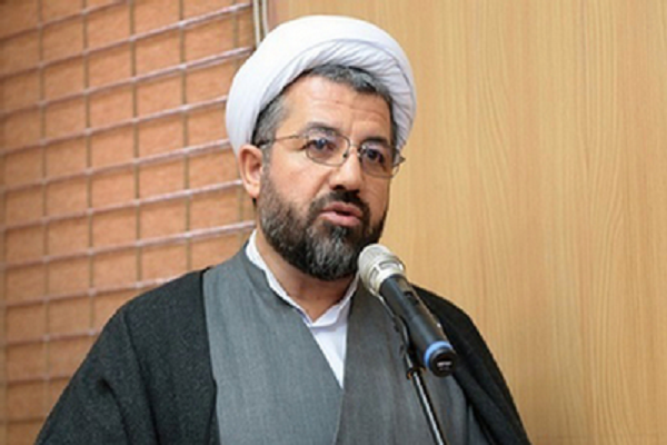 بازگشت به فقه امام امور کشور را سامان می‌دهد/ جمع میان تجدد و سنت در فقه امام