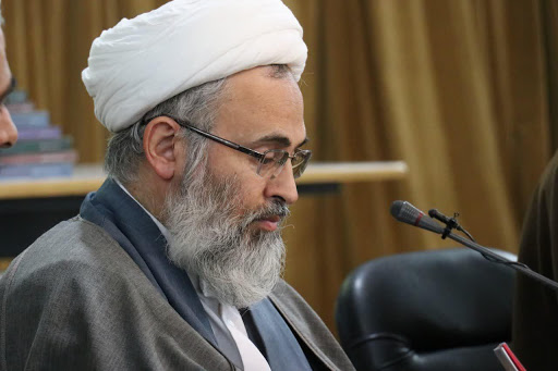 برخی فقه امام را برای منافع سیاسی خود مصادره می‌کنند/ پرهیز از برخورد شعاری با فقه امام