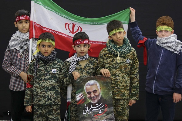 خروش انقلابی ۳۰ هزار دانش&zwnj;آموز در مصلای امام خمینی (ره)/ نسل سلیمانی&zwnj;ها به میدان آمدند