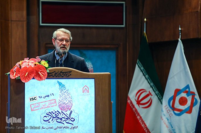 بیانیه گام دوم منظومه حکمت انقلاب اسلامی است