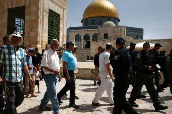 حمله ده‌ها شهرک‌نشین صهیونیست به مسجدالاقصی