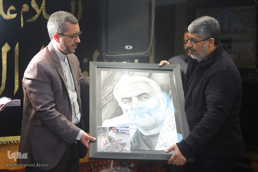 جامعه قرآنی پای رحل سردار سلیمانی