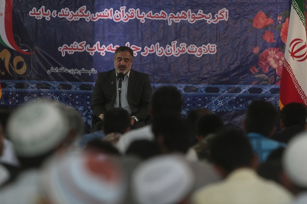 توقف کاروان قرآنی انقلاب در ایستگاه «قصرقند» / تلاوت‌های ماندگار برای میزبانان خونگرم