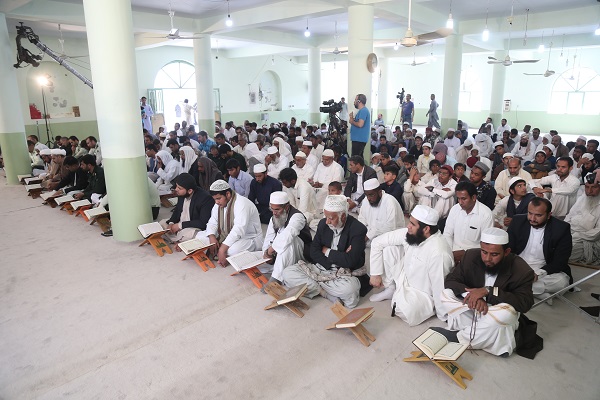 توقف کاروان قرآنی انقلاب در ایستگاه «قصرقند» / تلاوت‌های ماندگار برای میزبانان خونگرم