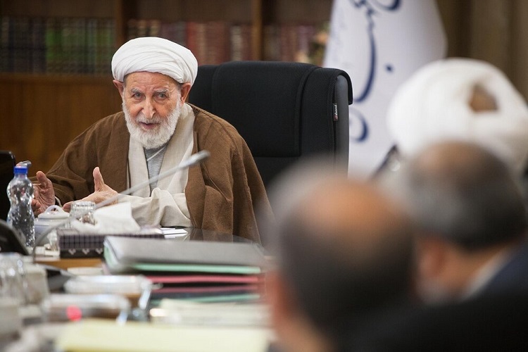 طلاب جوان در مساجد خالی فعالیت کنند/ تجمل‎گرایی؛ آفت بزرگ جامعه روحانیت