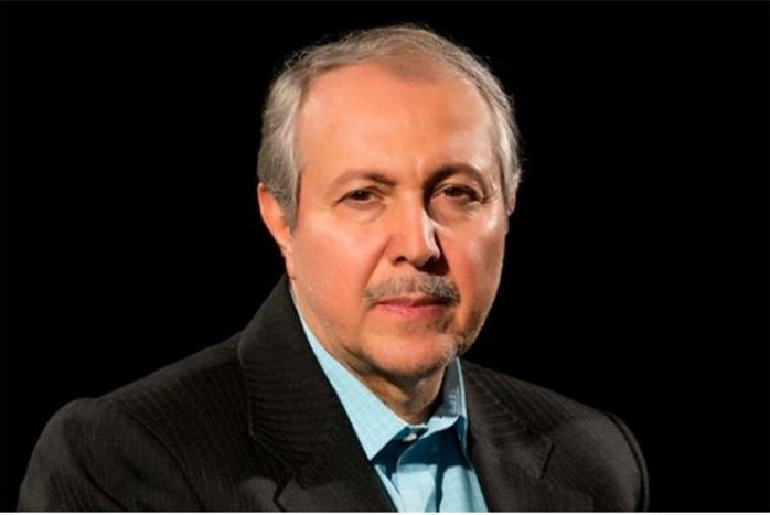 ارسالی/ رئیس کمیسیون بهداشت خواستار خلع لباس روحانی کتاب سوز شد