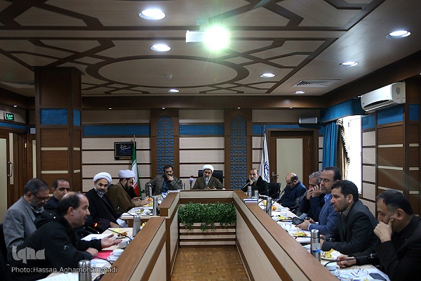 تعریف اولین مأموریت رسمی برای اتحادیه قرآنی مدغم قبل از تشکیل / بازنگری در آییننامه کمک هزینه تحصیل حافظان و قاریان ارسالی ///////////// تعریف اولین مأموریت رسمی برای اتحادیه قرآنی مدغم قبل از تشکیل / بازنگری در آییننامه کمک هزینه تحصیل حافظان و قاریان