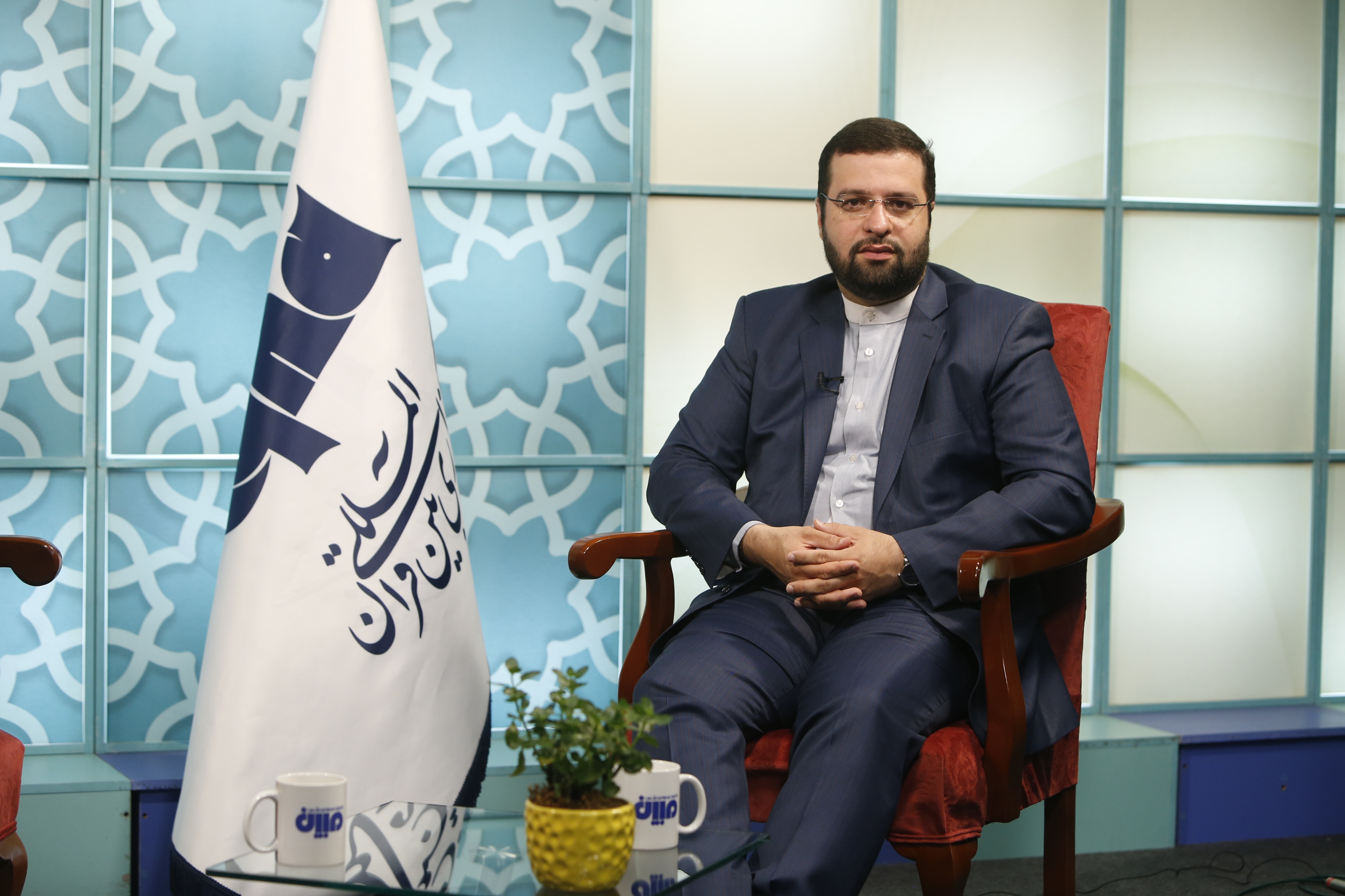 ارسال شود///فراخوان همکاری پزشک و پیراپزشک داوطلب برای پاسخگویی در سامانه کرونا ارسال شود///فراخوان همکاری پزشک و پیراپزشک داوطلب برای پاسخگویی در سامانه کرونا