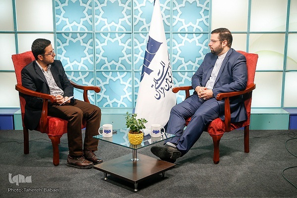 بزرگترین نیکوکاری، در خانه ماندن است/ رحم عمومی جامعه را بالا ببریم