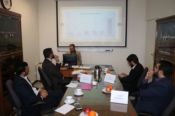 تبیین ویژگی‌های مدیر قرآنی تراز انقلاب