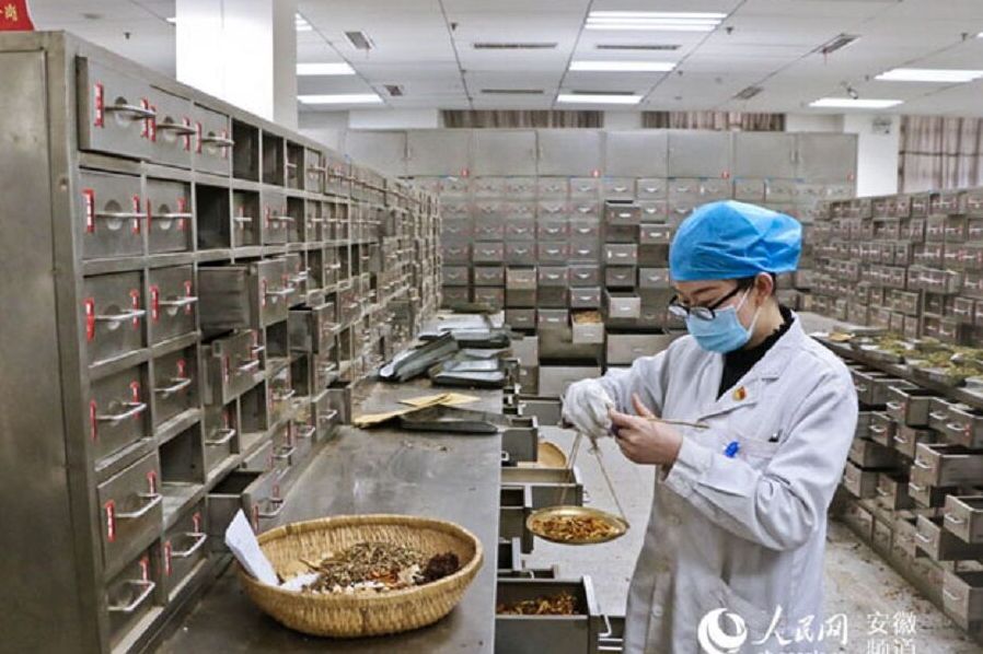 توصیه‌های پزشک چینی به مردم ایران برای شکست کرونا