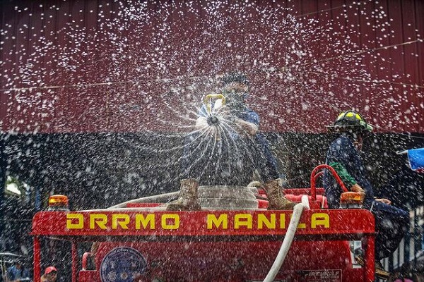 اخبار کرونا/ از فرار ملکه انگلیس به نقطه امن تا نرم افزار ضدعفونی رایگان گوشی‌های سامسونگ