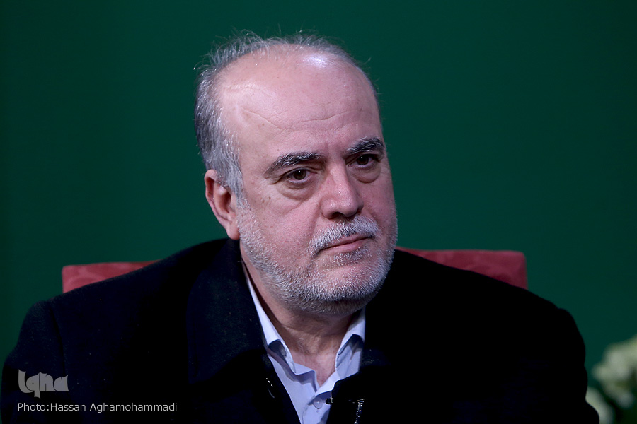 اول فرودین//توانمندی خاص شهید سلیمانی در اقناع مقامات بین‌المللی