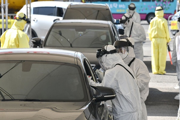 کرونا، عامل اتحاد رقبا و دشمنان