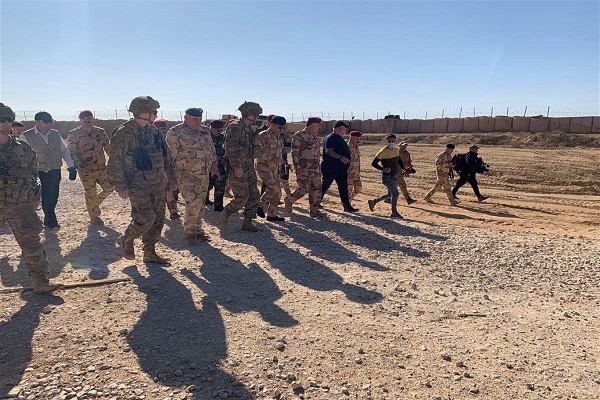 استقرار ارتش عراق در پایگاه القائم + عکس استقرار ارتش عراق در پایگاه القائم + عکس