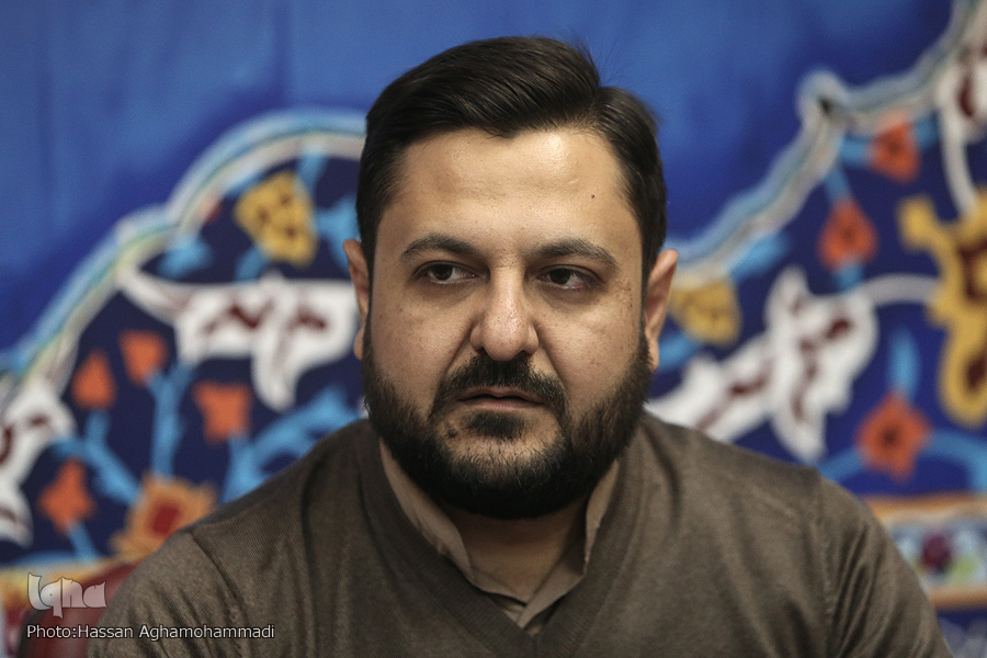 حکایت حسینیهای که به شیعیان سوئیس اعتبار داد / دورههای سهزبانه خانواده در اسلام حکایت حسینیهای که به شیعیان سوئیس اعتبار داد / دورههای سهزبانه خانواده در اسلام