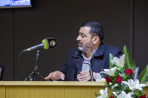 نشست بررسی راه‌های پیشگیری بیماری کرونا در کربلا برگزار شد 