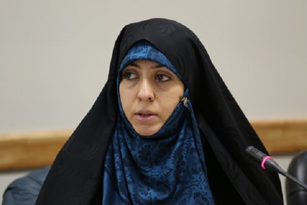 زینب برخورداری 