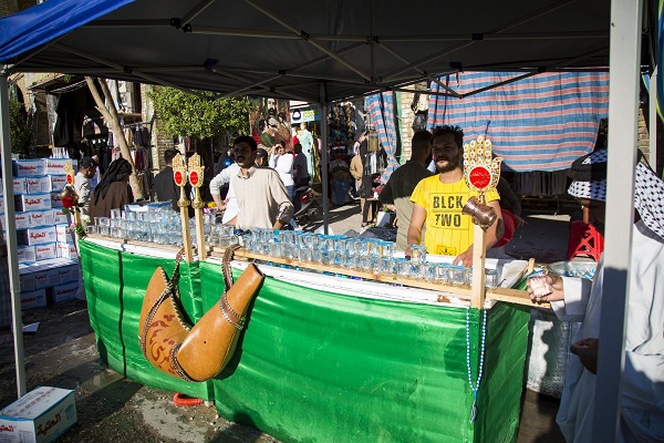 خیل عظیم زائران در کربلا در شب ولادت امام زمان(عج) + عکس