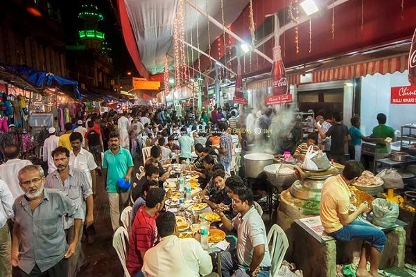 رمضان در هند؛ از برگزاری محافل قرآن تا سحرخوانی