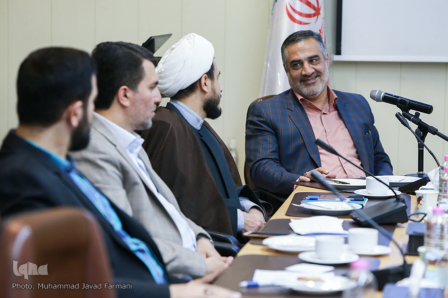 تحلیل مسابقات ایران و مالزی پنجشنبه////موحدامین: برخورد مسئولان باعث شد خود را نماینده ایران ندانم/ ابوالقاسمی: چند سال قاری اعزام نکنیم/ میرزاجانی: مسابقات کشوری آخرین ایستگاه درجهبندی