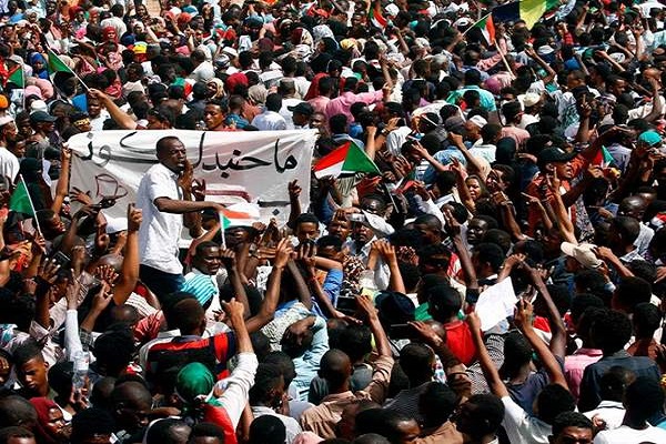 چشم‌انداز مبهم سودان با سیطره نظامیان بر عرصه قدرت