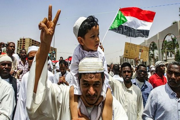 چشم‌انداز مبهم سودان با سیطره نظامیان بر عرصه قدرت