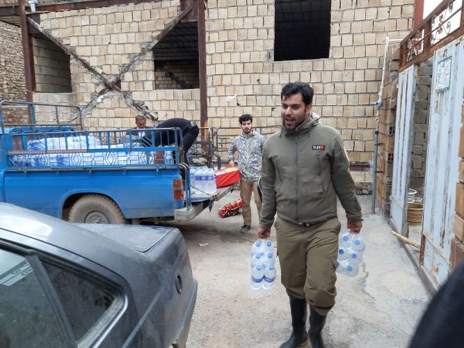 هر قطره باران بچه&zwnj;ها را از سیل می&zwnj;ترساند/ مردم با مشکلاتشان تنها مانده&zwnj;اند