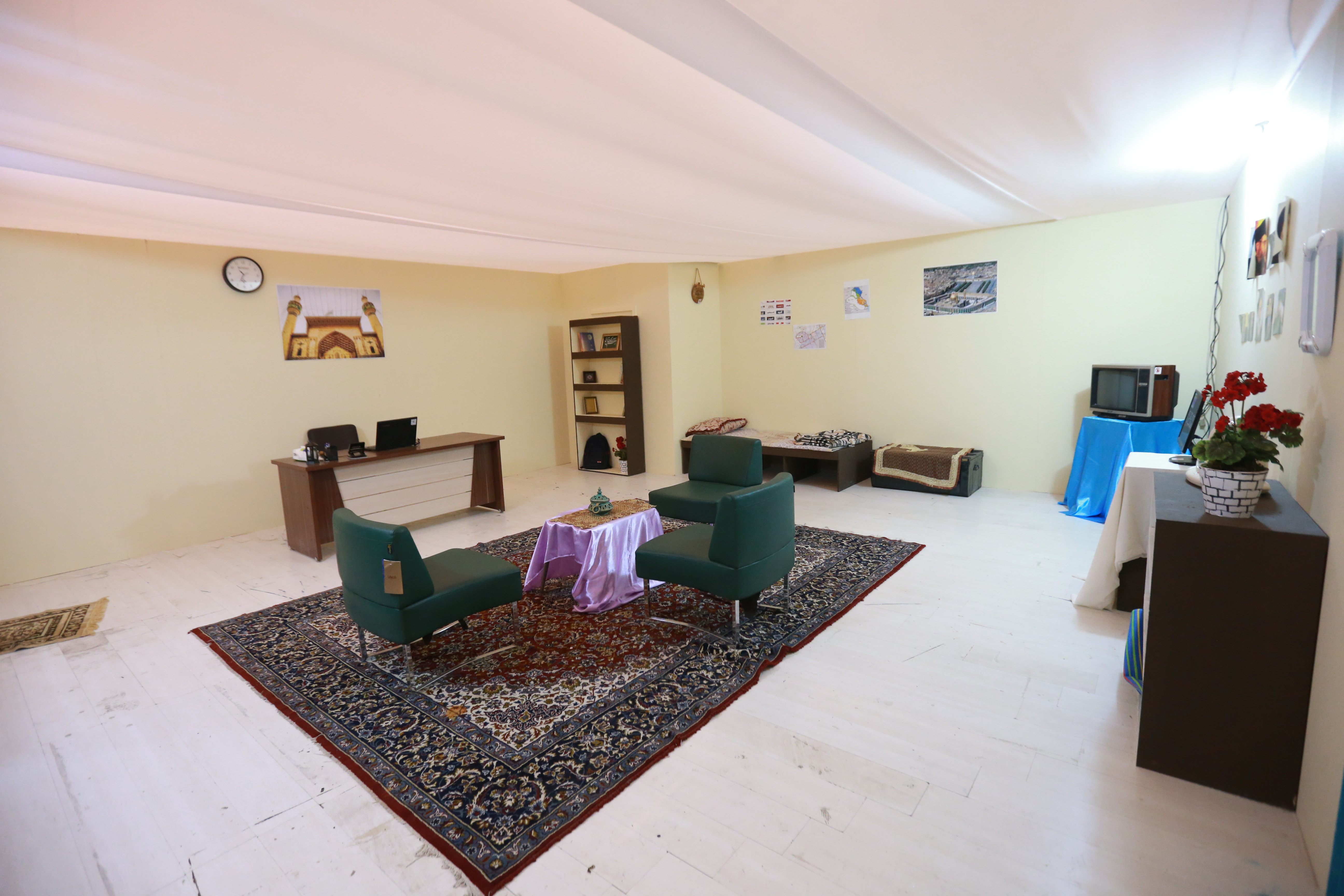 به تایید خانم صبور برسد/ایده‌هایی برای رهایی از رخوت بخش دانشگاهی تا غرفه‌هایی که بود و نبودشان فرقی نمی‌کند