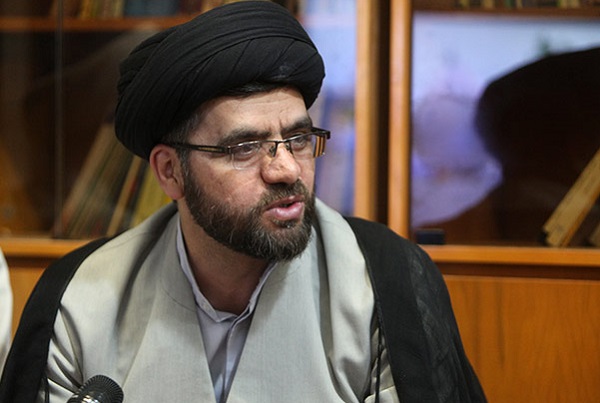 تمام کتاب&zwnj;های مرکز تحقیقات کامپیوتری دارای اجازه ناشر و مؤلف است