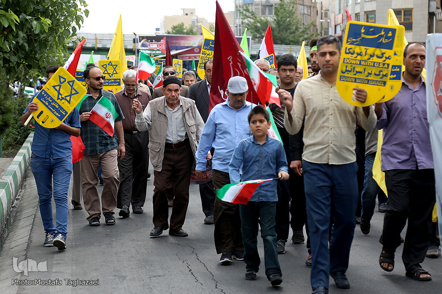 مردم دوباره غیبت نکردند/ لبیک به آرمان&lrm;های روح&zwnj;الله و مهر باطل بر معامله قرن