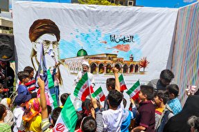 مشت‌های گره‌کرده زنجانی‌ها در دفاع از قدس شریف