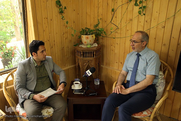 دوری از فرقه‌گرایی راهبرد شبکه ماهواره‌ای کربلا است / راه‌اندازی شبکه آلمانی‌زبان