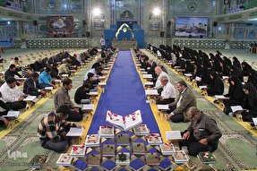 جزءخوانی قرآن کریم در مصلای شهرکرد