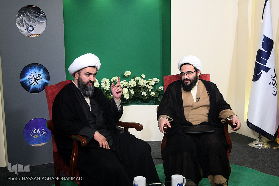 گزارش نشست/ درحال ویراش