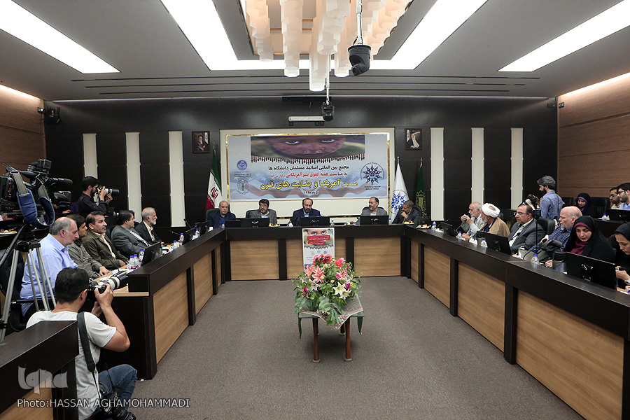 جنایت جنگی با پوشش حقوق بشر و دموکراسی/ بر هم زدن نظم جهانی با سلاح پولی جنایت جنگی با پوشش حقوق بشر و دموکراسی/ بر هم زدن نظم جهانی با سلاح پولی