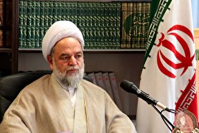 رقبای نماز جمعه مدیریت شود