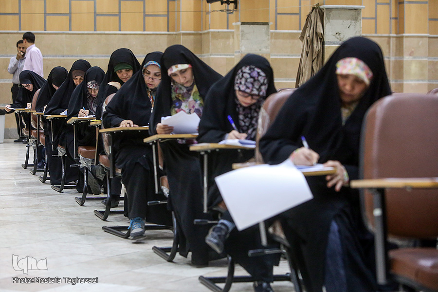 برگزاری آزمون بخش معارفی مسابقات سراسری قرآن / رقابت ۹ هزار نفر در مرحله استانی