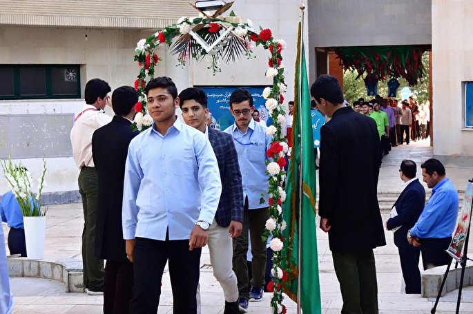 گزارش تصویری مسابقات قرآن دانش‌آموزی در زنجان