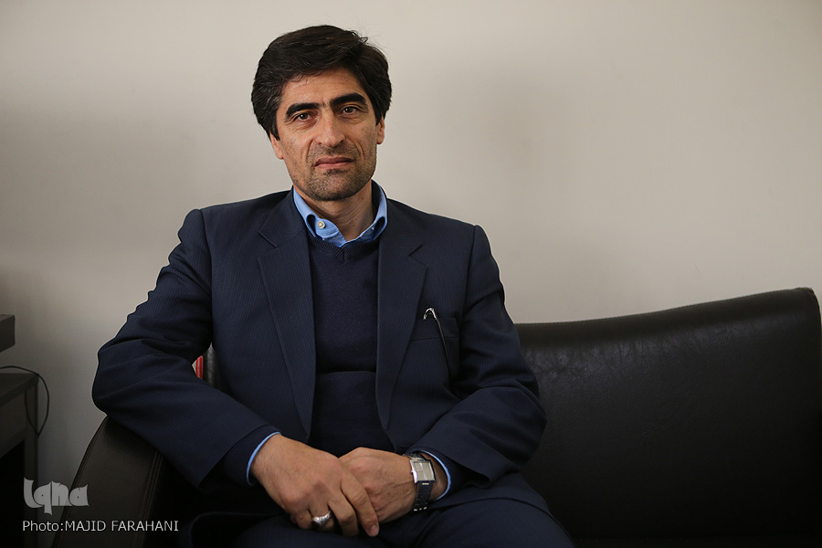 دریافت «سود مضاعف» مانع رونق تولید است/ مزایای ادغام بانک‎ها