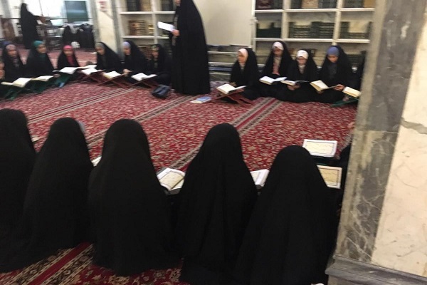 فردا//حضور بانوان عراقی در دوره قرآنی «چشمه‌های رحمت» + عکس