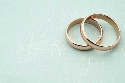 ازدواج آسان افسانه نیست اگر فرهنگ مواجهه با عروس و داماد را اصلاح کنیم