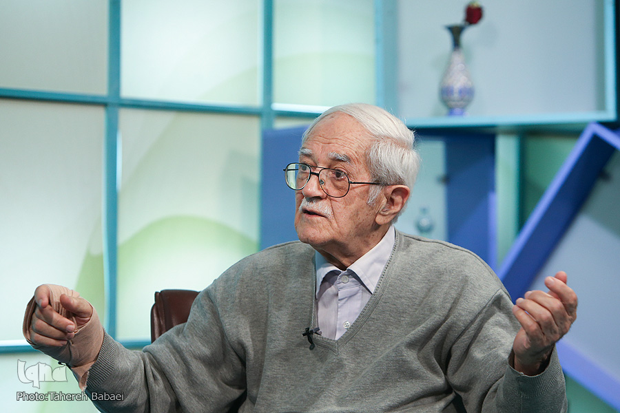 خصوصی‌سازی مطلق در تضاد با مبانی ارزشی ماست/ یارگیری سیاسی با اجرای سیاست‌های اصل 44