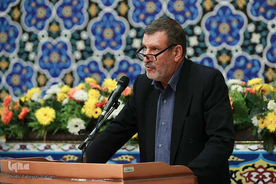 جلوگیری از چاپ قرآن&zwnj;های حزبی ناقص/ توقف در خط عثمان&zwnj;طه زیبنده ایران نیست