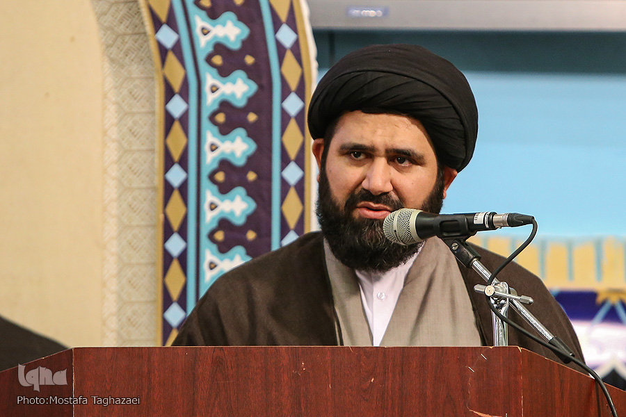 ائمه جماعت استان تهران در روز جهانی مسجد گرد هم آمدند/ طنین دعای وحدت؛ میثاق حفظ حریم مسجد