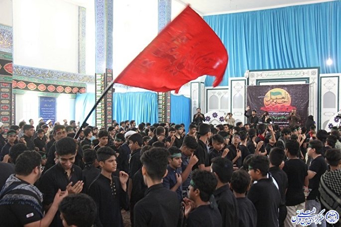 برگزاری مراسم «احلی من العسل» با حضور بیش از هزار دانش‌آموز هرمزگانی