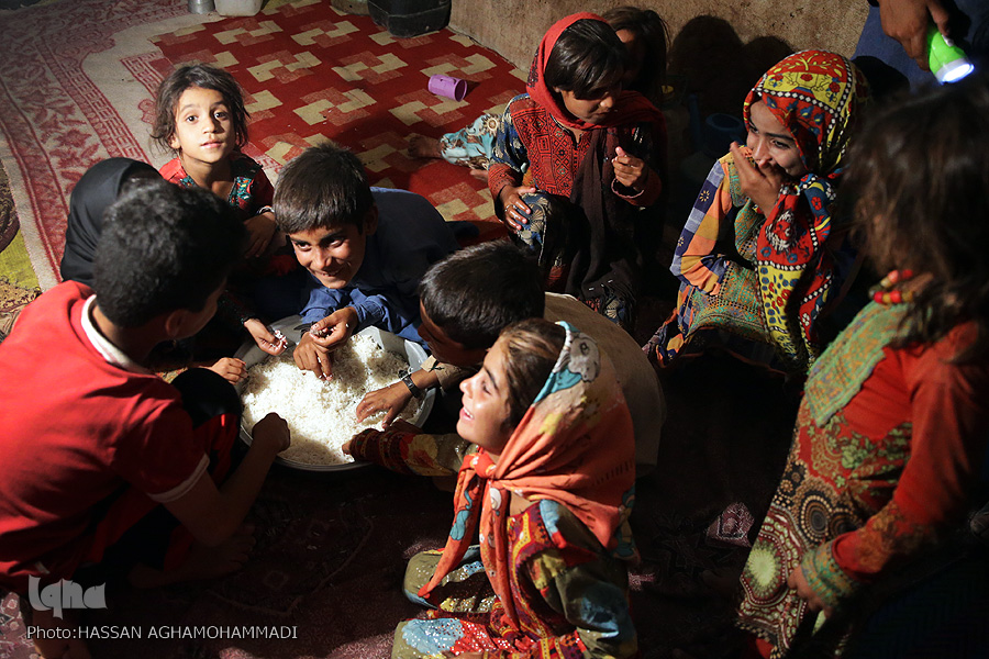 لطف غذای نذری به &laquo;هم&zwnj;نمک&raquo; شدن با فقراست